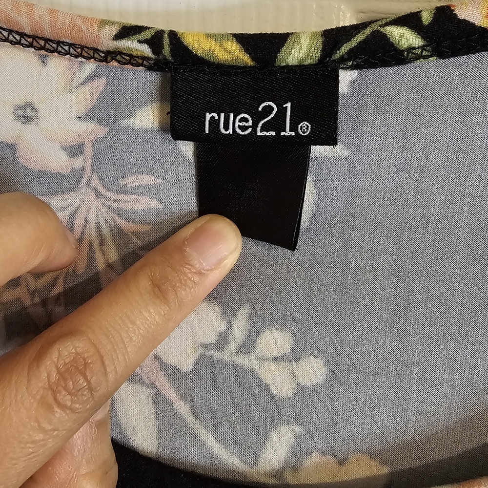 EUC | RUE 21 | L - Picture 4 of 4